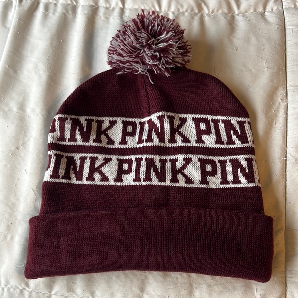Maroon VS Pink hat